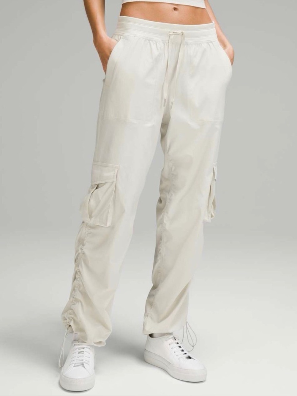 Lululemon Dance Studio Relaxed-Fit Mid-Rise Cargo Pant Bone Size Medium